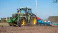 Wallpaper John Deere 6215R